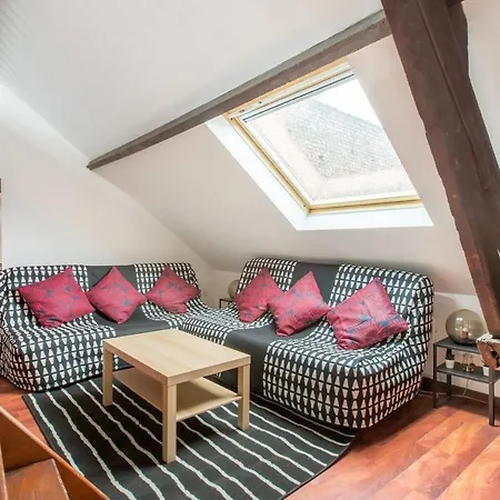 Cozy Loft In The Heart Of *