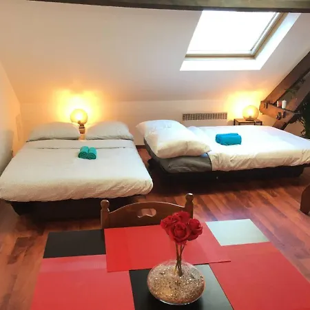Cozy Loft In The Heart Of *